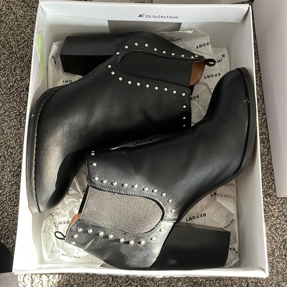 Size 9 wide black boots - Picture 1 of 7